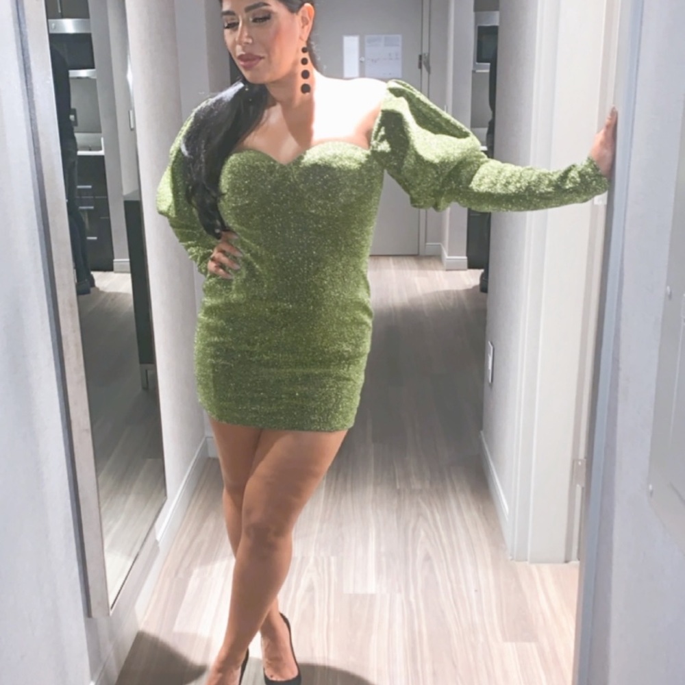Puff sleeve mini dress